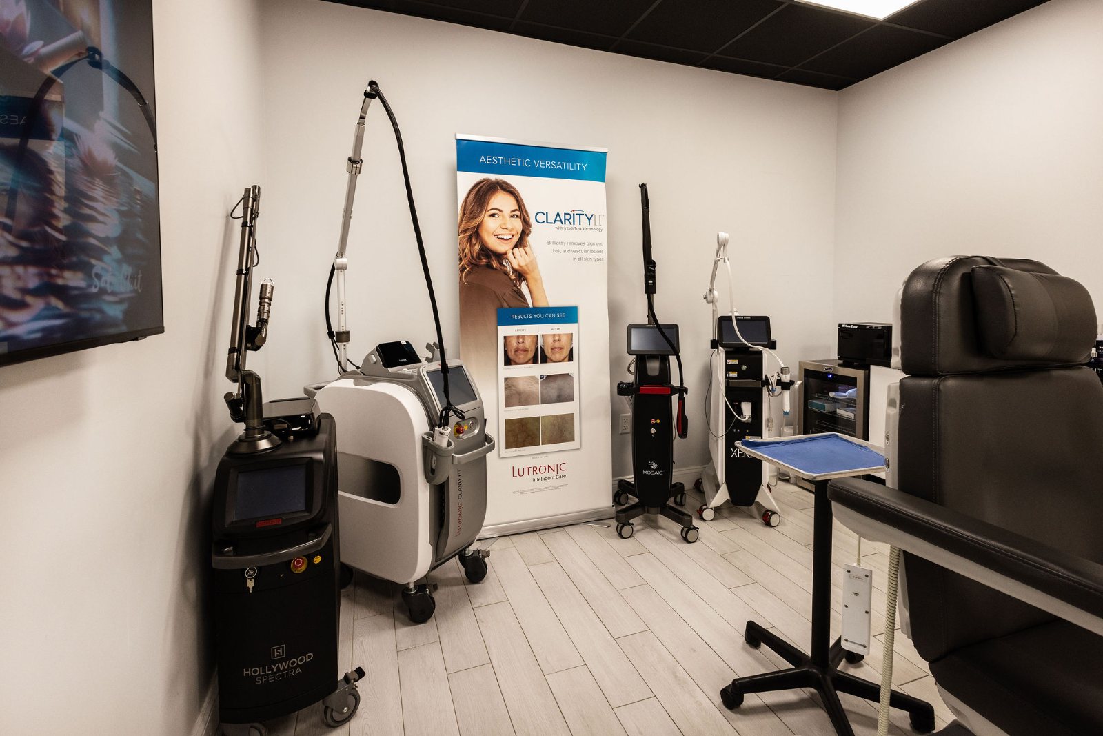 Treatment room for PRP hair restoration